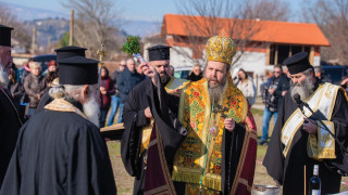 Първа копка на нов храм в с. Марино поле