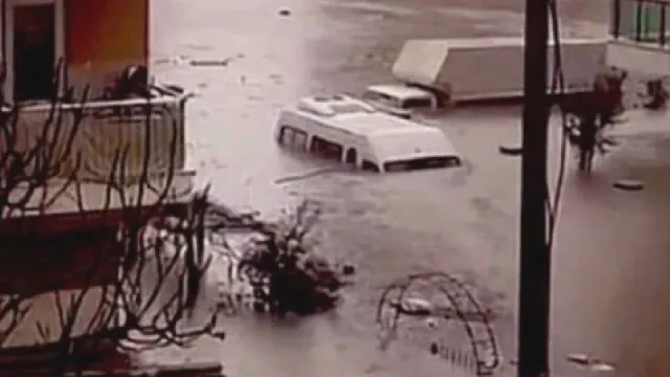 Проливни дъждове в Анталия предизвикаха хаос | StandartNews.com