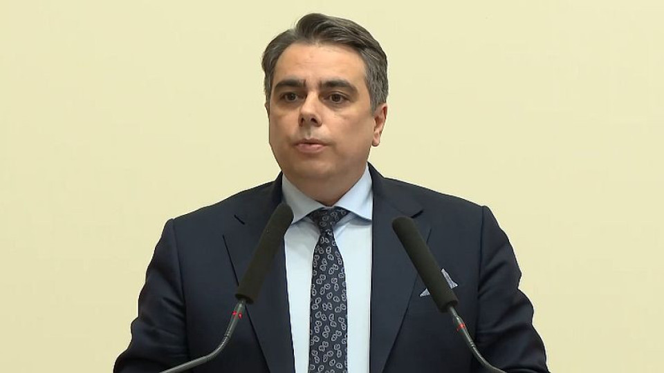 Асен Василев призна лично защо ще слива НАП и Митниците | StandartNews.com