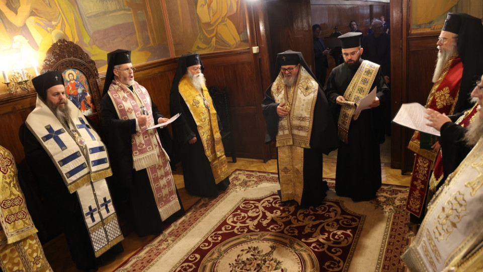 Молебен за здравето на Българския патриарх Неофит