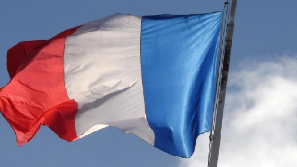 Франция се готви за исторически промени. Става първата в света | StandartNews.com