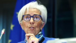 Кристин Лагард  стресна с прогноза  за еврозоната