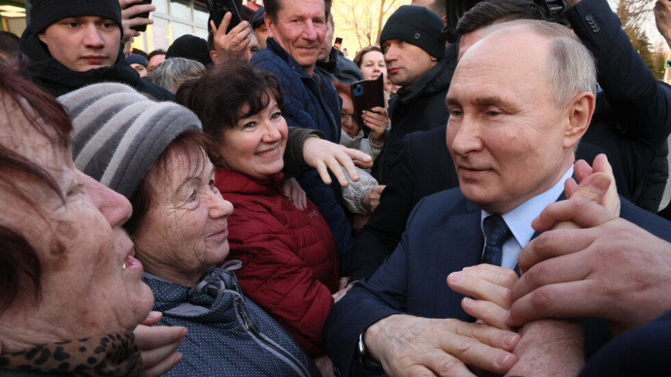 Путин посочи съдбата на руските жени. Спусна им задача | StandartNews.com