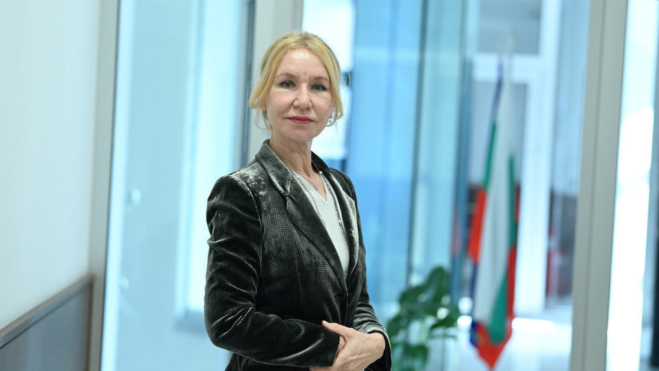 София Касидова: Постигането на климатична неутралност ще изисква безпрецедентно ниво на инвестиции | StandartNews.com