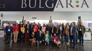 26 български винопроизводители с участие в най-голямото в света международно изложение „Провайн 2024 г.“