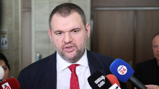 Пеевски: Дълбок поклон пред паметта на патриарх Неофит. Добротата му няма да бъде забравена