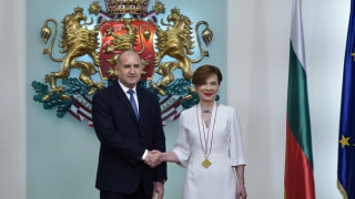 Румен Радев връчи престижен орден на посланик Секизкьок