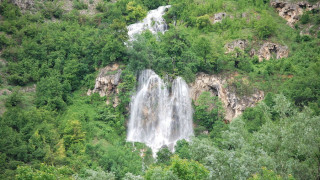 Водопад "Вара" - бижу от Стара планина