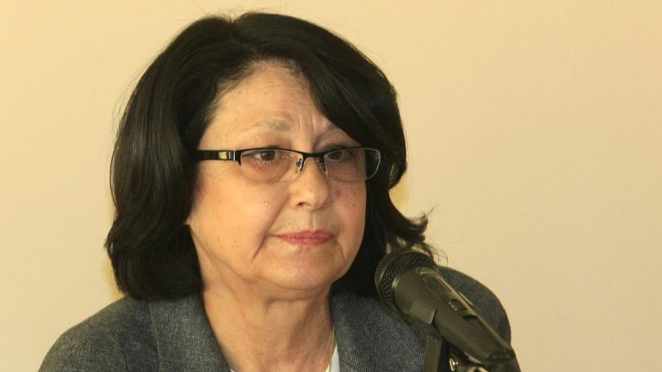 Тя няма да е новият служебен премиер! Заместник-омбудсман подаде оставка | StandartNews.com