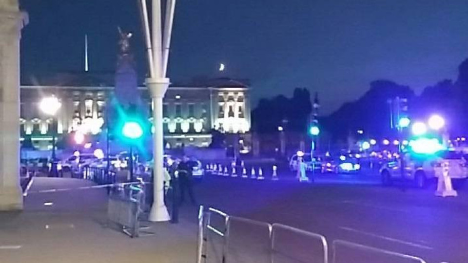 Пожарните летят към Бъкингамския дворец. Какво се случва | StandartNews.com