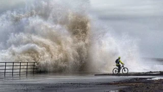 Невиждана буря. Десетки полети отменени