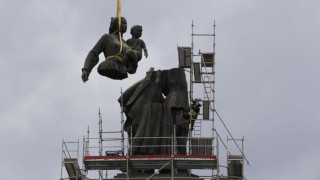 Окончателно! Махат паметника на съветската армия