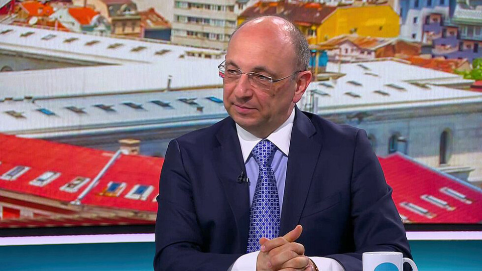 Николай попиля Асен! Каза кой е най-безотговорният финансов министър | StandartNews.com