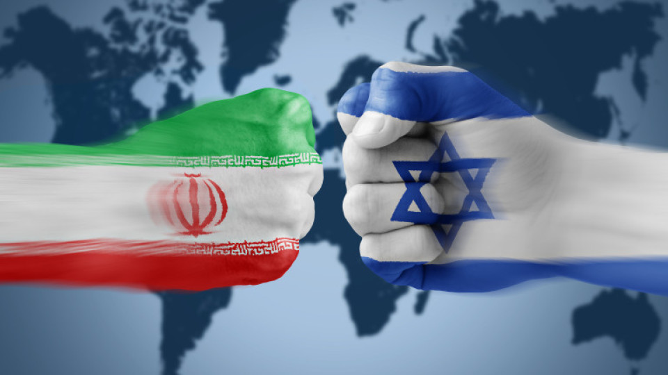 Иран с три вълни на атака, Израел свали над 100 дрона | StandartNews.com