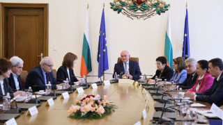 Ключова среща между Главчев и ЦИК за изборите
