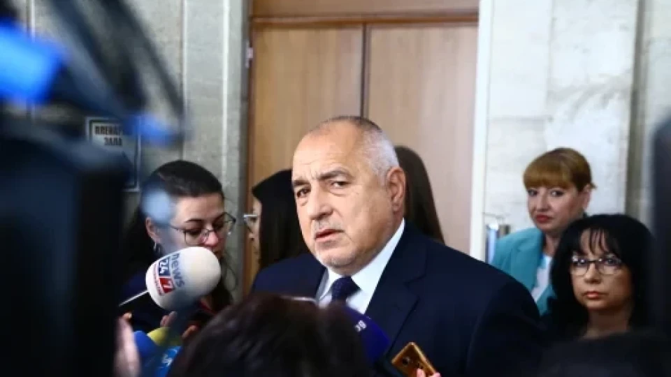 За първи път от 10 г.! Знаков министър до Борисов, ще става ли премиер? (СНИМКА) | StandartNews.com