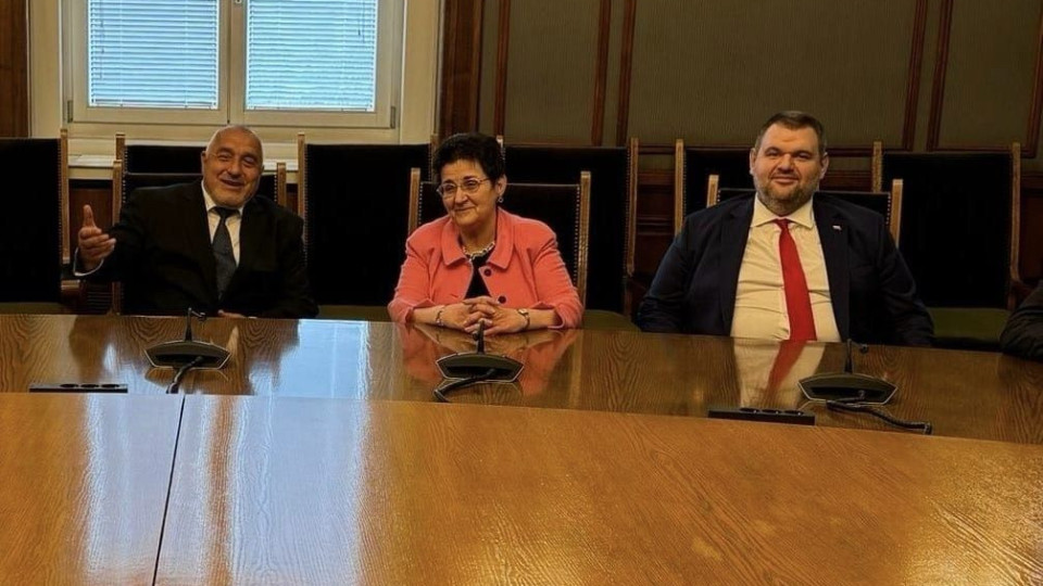 Пеевски и Борисов се срещнаха с кмета на Ямбол | StandartNews.com
