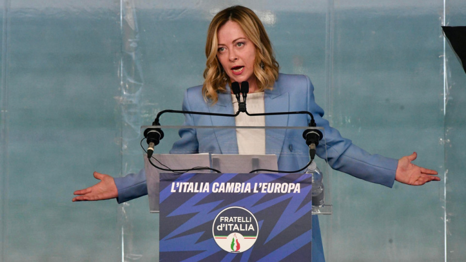 Мелони хвърли Италия в потрес! Ще подаде ли оставка | StandartNews.com