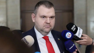 Пеевски: Служебното правителство незабавно да отмени решението си за частната детска болница