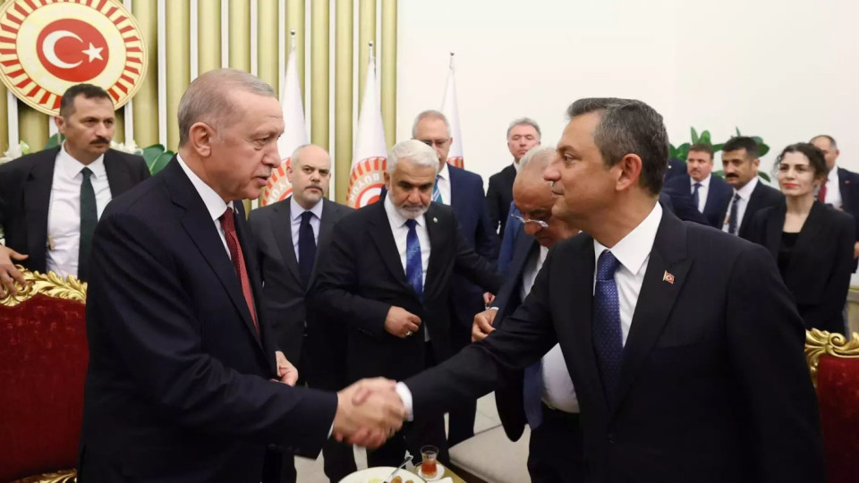 Голям жест на Ердоган към турската опозиция | StandartNews.com