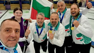 Исторически успех! България грабна златни медали по кърлинг