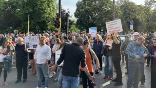 Екшън в центъра на София! Блокада, протест и обиди (СНИМКИ)