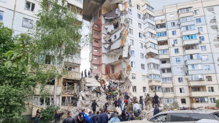 Украински удар срути руски жилищен блок