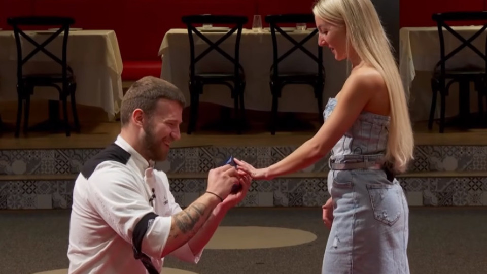 Царица Роза 2012 получи предложение за брак в Hell`s Kitchen | StandartNews.com