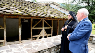 Главчев влезе в скривалище на Левски (ВИДЕО)