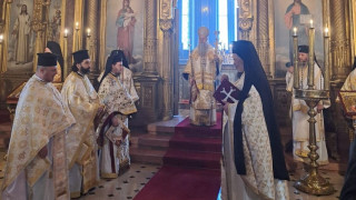 Пловдивският митрополит изнесе божествена литургия в Истанбул