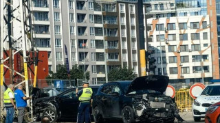 Страшно меле в столицата, двама в болница