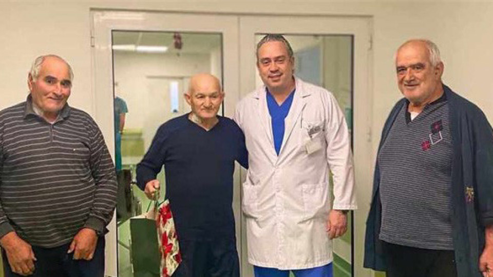 Доц. Владимир Корновски, водещ кардиохирург в България, е "Личност на годината" | StandartNews.com