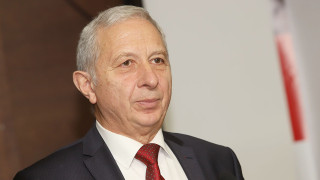 Само в "Стандарт": Огнян Герджиков: Политиците да мислят за България, не за себе си