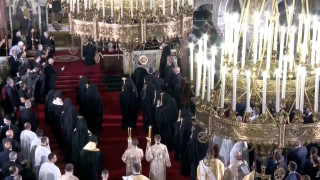 Драма пред новия патриарх. Министър спасява известен мъж