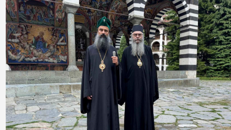 Патриарх Даниил се поклони на мощите на св. Йоан Рилски | StandartNews.com
