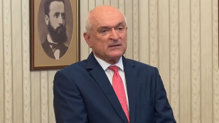 Главчев полага клетва за втори път. Какво да очакваме?