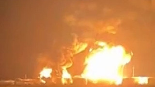 Дронове удариха важен петролен обект в Русия! Дим се вие до небето