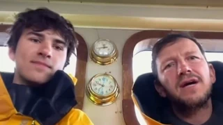Рамо до рамо! Баща и син поставиха нов рекорд