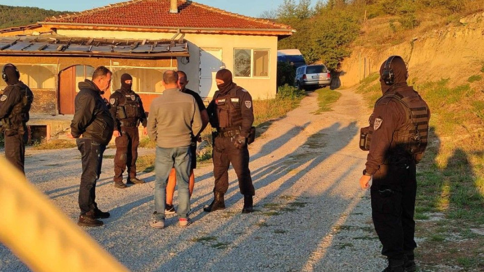 Удар на полицията в голям наш град! Има арестувани | StandartNews.com