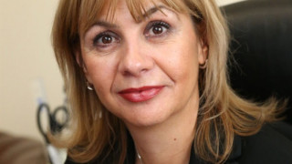 Докато политиците се карат, родният бизнес се изнася. Ето къде