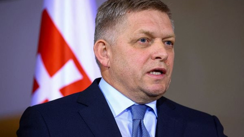 Фицо се чу с Тръмп, отива при Путин | StandartNews.com