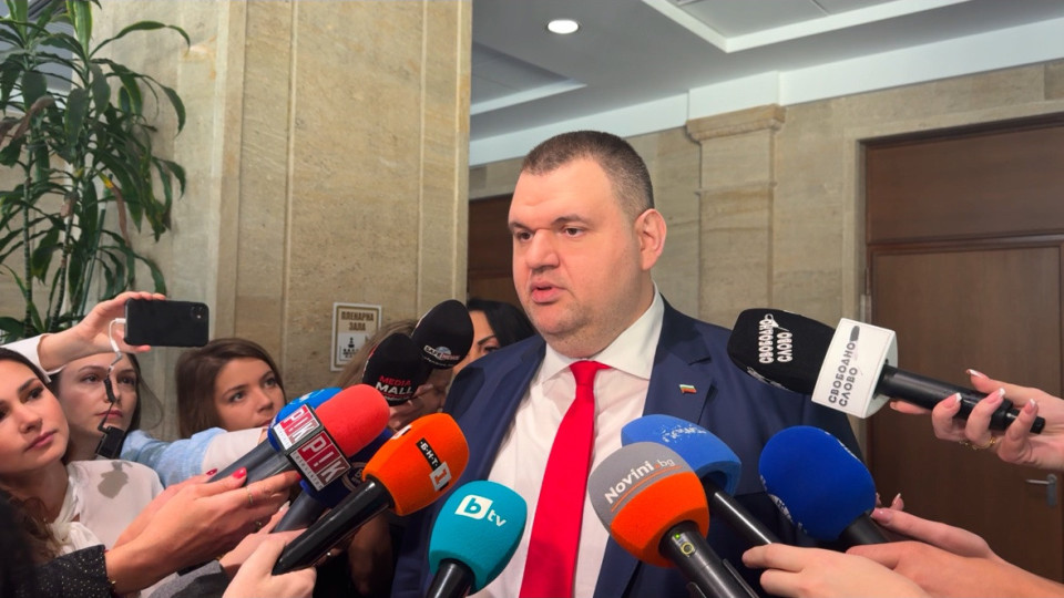 "Галъп": Пеевски разби по рейтинг Кирил, Асен и Чакъров | StandartNews.com