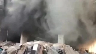 Страшна драма в обичан турски курорт. Кран спасява работници (Видео)