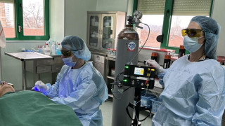 „Пълмед“ за първи път в страната използва син лазер за безконтактна УНГ микрохирургия