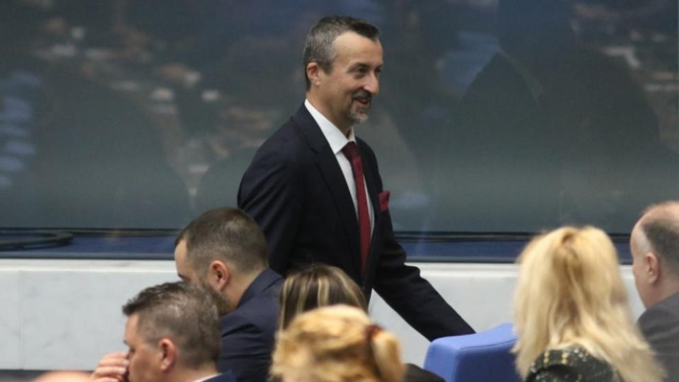 Рокада на върха в НЗОК | StandartNews.com