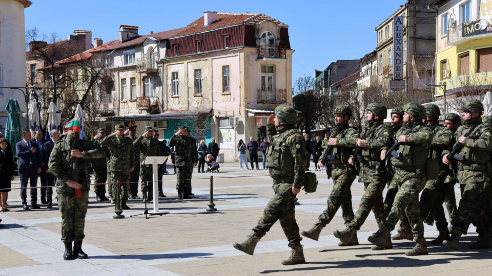Стана ясно кой колко харчи за отбрана в ЕС и къде е България | StandartNews.com