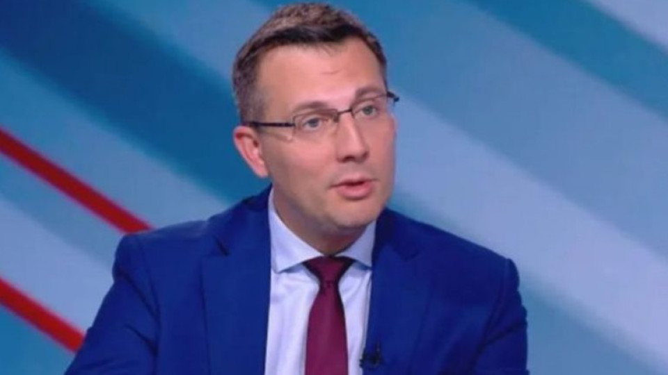 Станислав Анастасов попиля Сабрутев с виц, сложи го на мястото | StandartNews.com