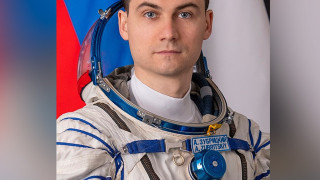 Украйна издирва пилот. Той цъфна в Космоса!