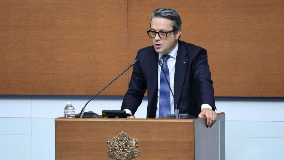 ГЕРБ: Влизането в еврозоната ни оставя в орбитата на Европа | StandartNews.com