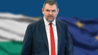 Пеевски: Нека със закрилата и силата на Свети Георги да отстояваме сигурна и стабилна България!